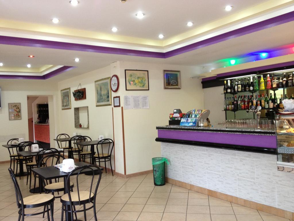 Hotel مانتوفا المظهر الخارجي الصورة