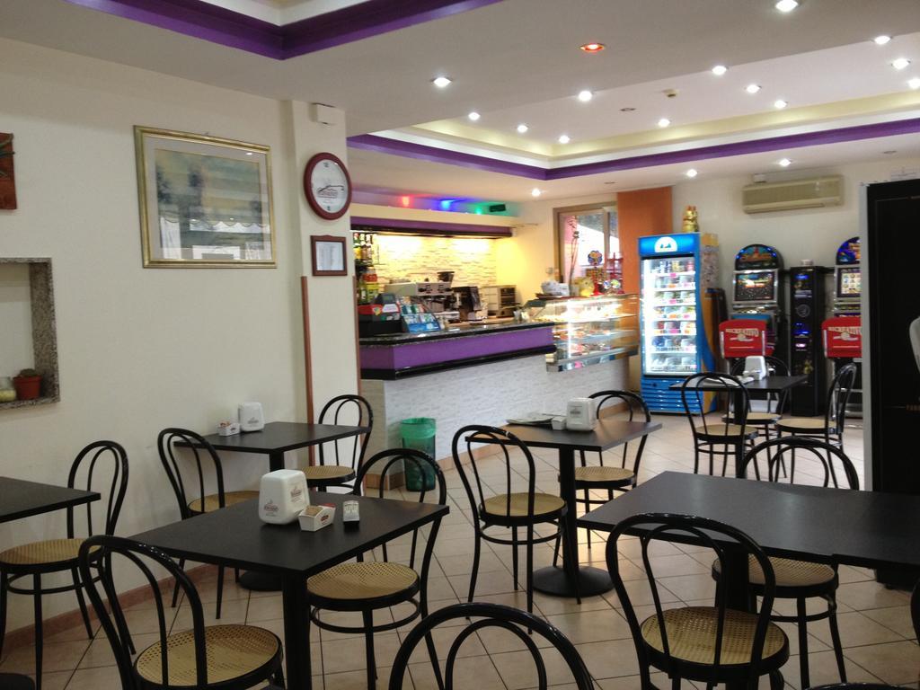Hotel مانتوفا المظهر الخارجي الصورة